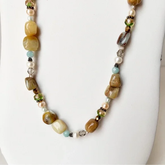 Vintage Peyote Bird 925 Sterling Silver and Multicolor Gemstone Beaded Necklace - Picture 5 of 16